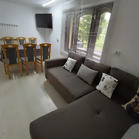 Rudy Kocur Rozana 24