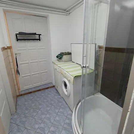 Rudy Kocur Rozana 24 Appartement *